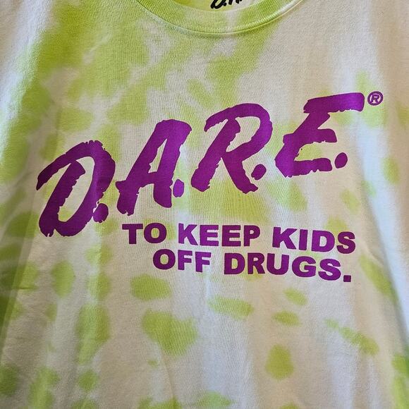D.A.R.E. DARE Tie Dye Inspirational Short Sleeve Green White Purple Tee Size XL - Picture 3 of 6